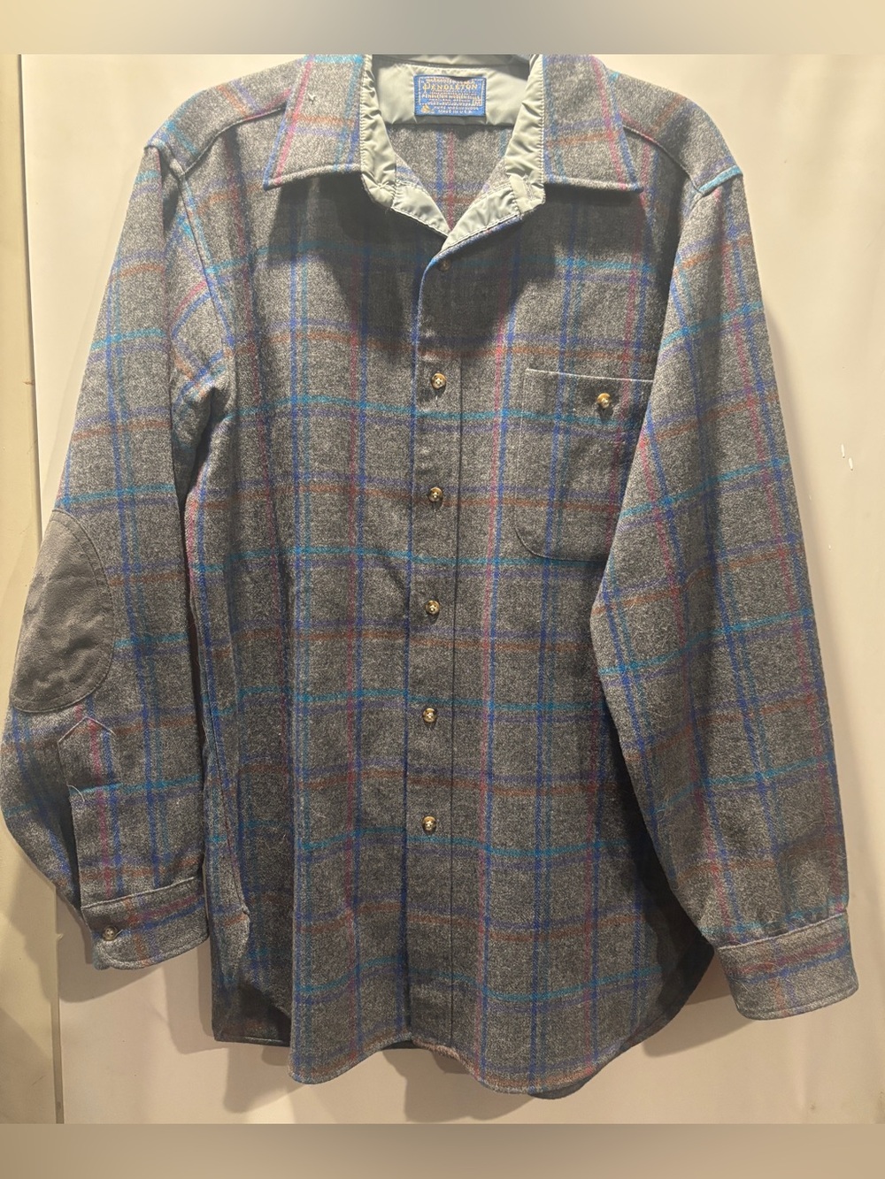 Vintage Pendleton Board Shirt Medium Gray Blu Plaid 100% Virgin Wool Flannel USA